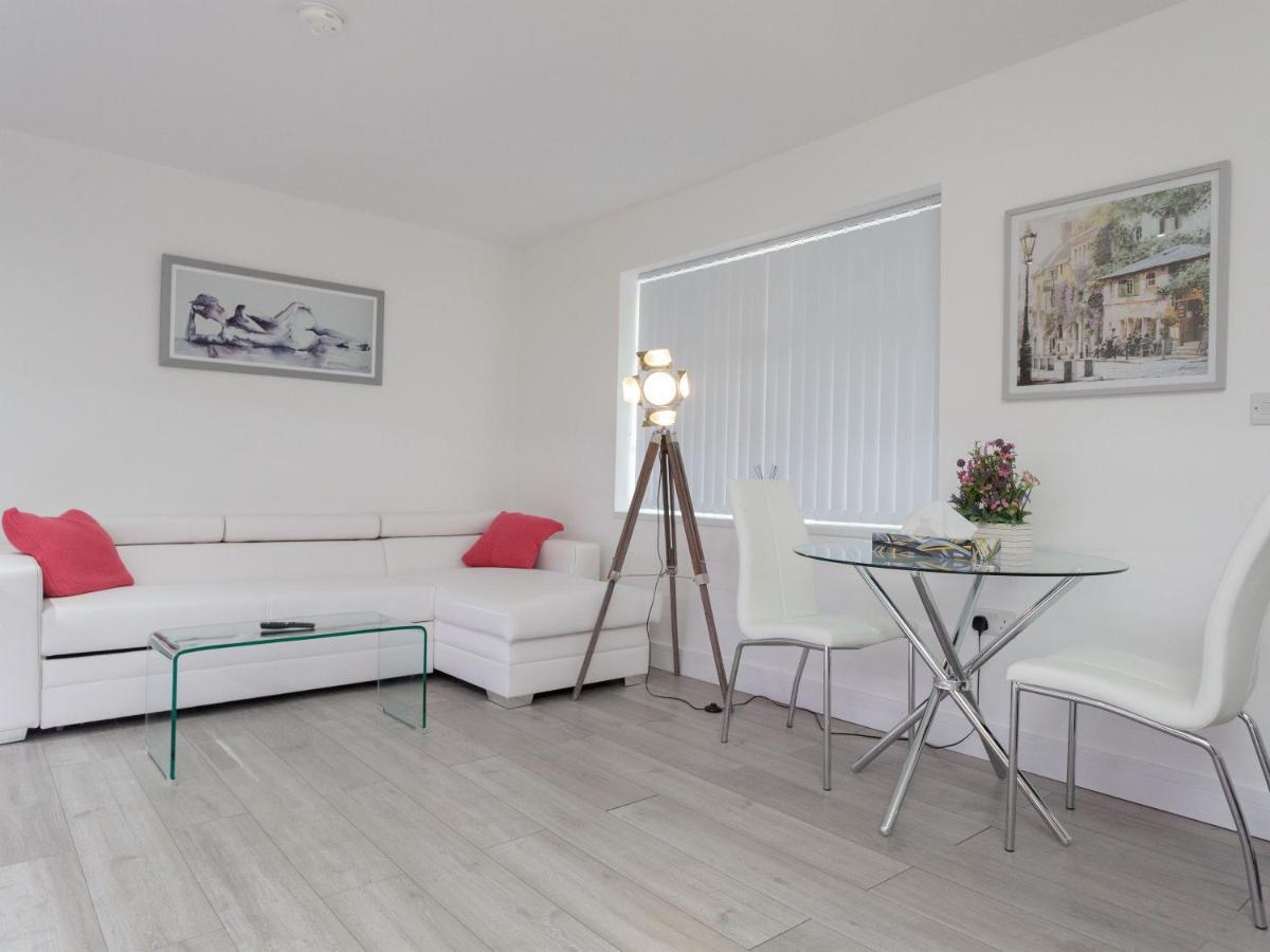 Live In Leeds Greenhill Bungalows Eksteriør bilde